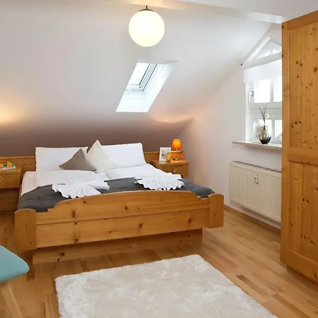 Neuschwansteinblick 118 *